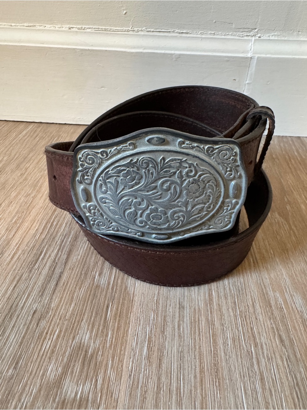 Vintage 2003 Great American Buckle Co Floral Pewter Western Leather Belt